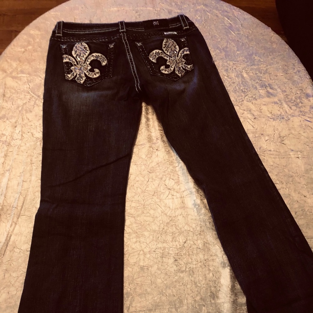 Miss Me Mid-Rise Boot size 32